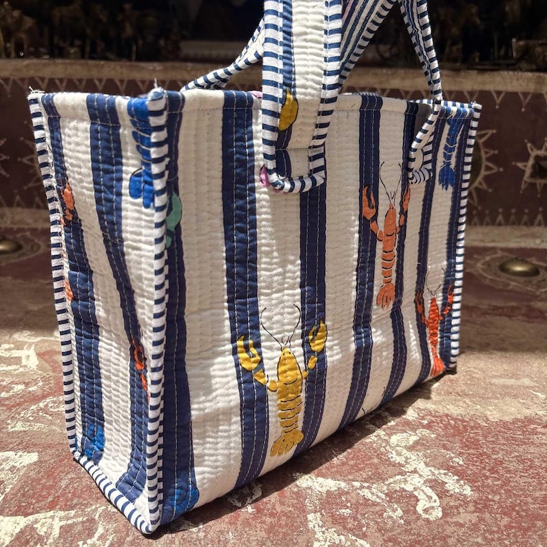Festive Bow Tote Bag, Handmade Quilted Cotton Bag, Holiday Shopping Tote, Christmas Gift for Women image 7