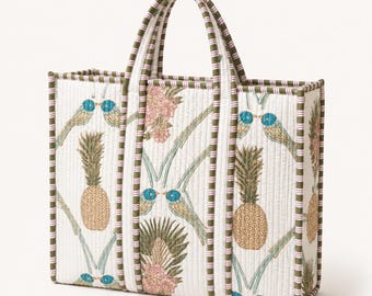 Bolso tote acolchado tropical | Bolso de playa de algodón hecho a mano | Bolso de hombro con estampado de piñas y pájaros | Bolso tote estilo boho para el mercado | Bolso de viaje acolchado grande
