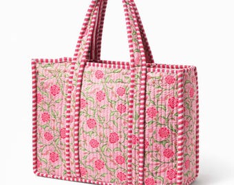 Bolso de mano acolchado de algodón hecho a mano | Bolso con estampado floral rosa | Bolso de hombro reutilizable | Bolso de viaje ligero | Regalo para ella
