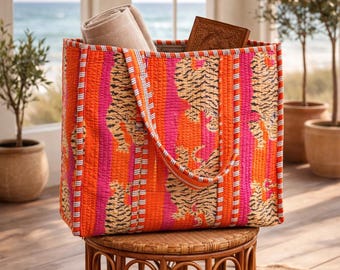 Bolso tote de algodón acolchado hecho a mano | Estampado de tigre vibrante naranja y rosa | Amplio para uso diario | Bolso de hombro ecológico #