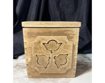 VINTAGE Wooden Canister Sears Roebuck and Co 1977 made in Japan  5"T x 4.2(2761)