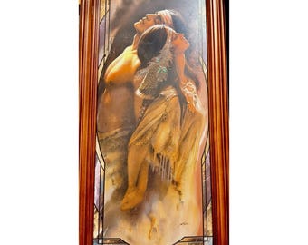 Vitral "Luz Eterna del Amor" de Lee Bogel, 23" de largo x 12.5" de ancho x 1.5" de profundidad (2805)