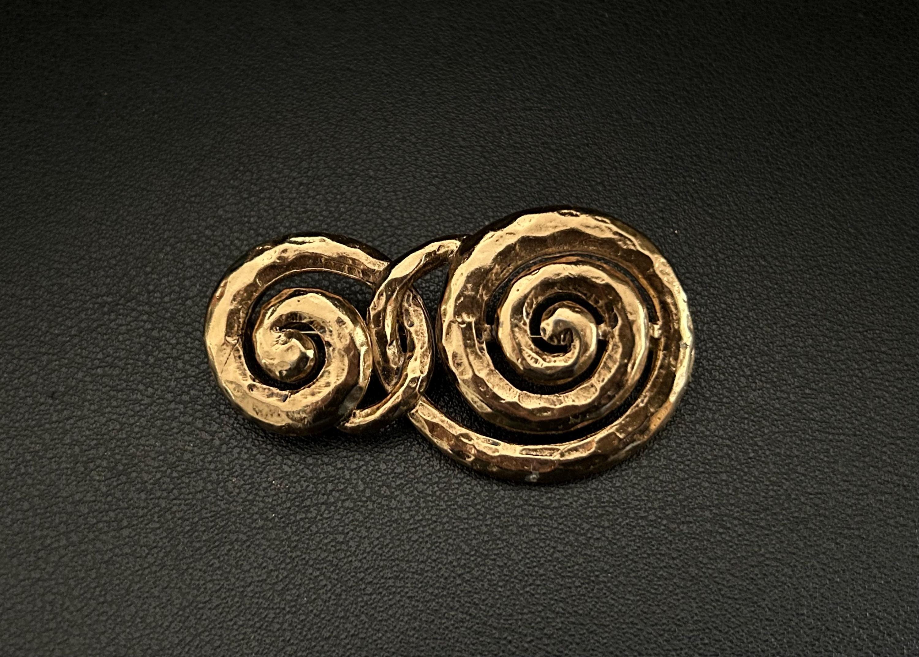 P and m paris brooch - Etsy 日本