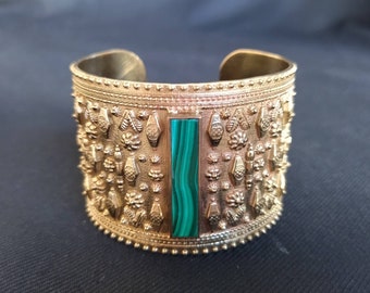 Vintage Gold Tone and Malachite stone couture bracelet