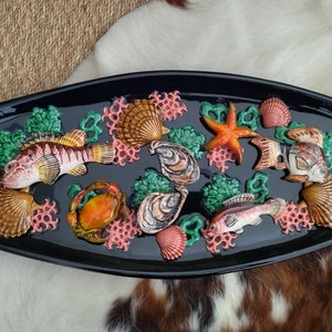 Grande assiette murale vintage en majolique et barbotine, French Palissy, plat à poisson