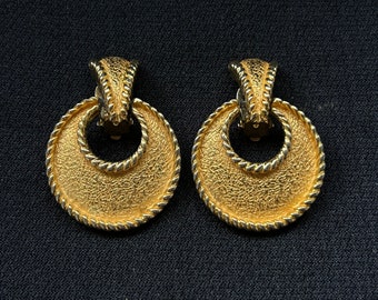 Pendientes vintage Orena Paris tono oro
