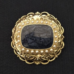 Vintage Agatha Paris Brooch