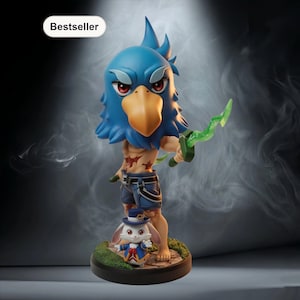 Puede incluir: Figura detallada de un personaje con cabeza azul de pájaro, ojos rojos y pico amarillo, sosteniendo una espada verde. La figura lleva pantalones cortos de mezclilla y está sobre una base con una pequeña figura de conejo. La palabra "Bestseller" está arriba a la izquierda.