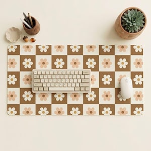Skrivbordsmatta med schackrutigt motiv, retro blommig musmatta, skrivbordsmatta med Cottagecore-motiv, skrivbordsdekoration med vintagemotiv, söt estetisk musmatta