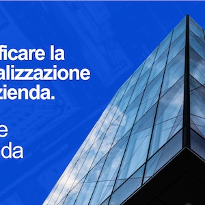 Puede incluir: Imagen de una esquina de un edificio moderno con paneles de vidrio, sobre un fondo azul. El texto blanco dice "Specificare la specializzazione dell'azienda" y "Nome azienda".