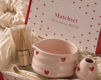 Pink Heart Matcha Set 4-teilig Geschenkbox, Coquette Keramik Matcha Schale Bambus Besen Halter Löffel, Ästhetisches Teezeremonie Kit
