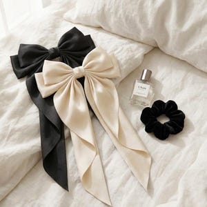 Große Coquette Schleife Haarspange – Satin Haarschleife Schwarz & Elfenbein, Balletcore Haarschmuck, French Girl Style