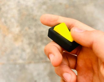 Ljusbrytare med fidgetleksak och stålinsatser – Tillfredsställande klickleksak