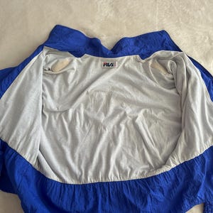 Vintage 90s FILA Women’s Windbreaker Jacket Blue USA 10 Retro Track Jacket image 8