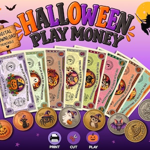 Könnte beinhalten: Ein Set Halloween-Spielgeld mit bunten Geldscheinen im Wert von 1, 2, 3, 5, 10, 20, 25 und 50 Dollar sowie runden Spielmünzen mit Kürbissen, Katzen, Spinnen, Geistern, Eulen und Fledermäusen, alle beschriftet mit The Play Bank of Imagination.