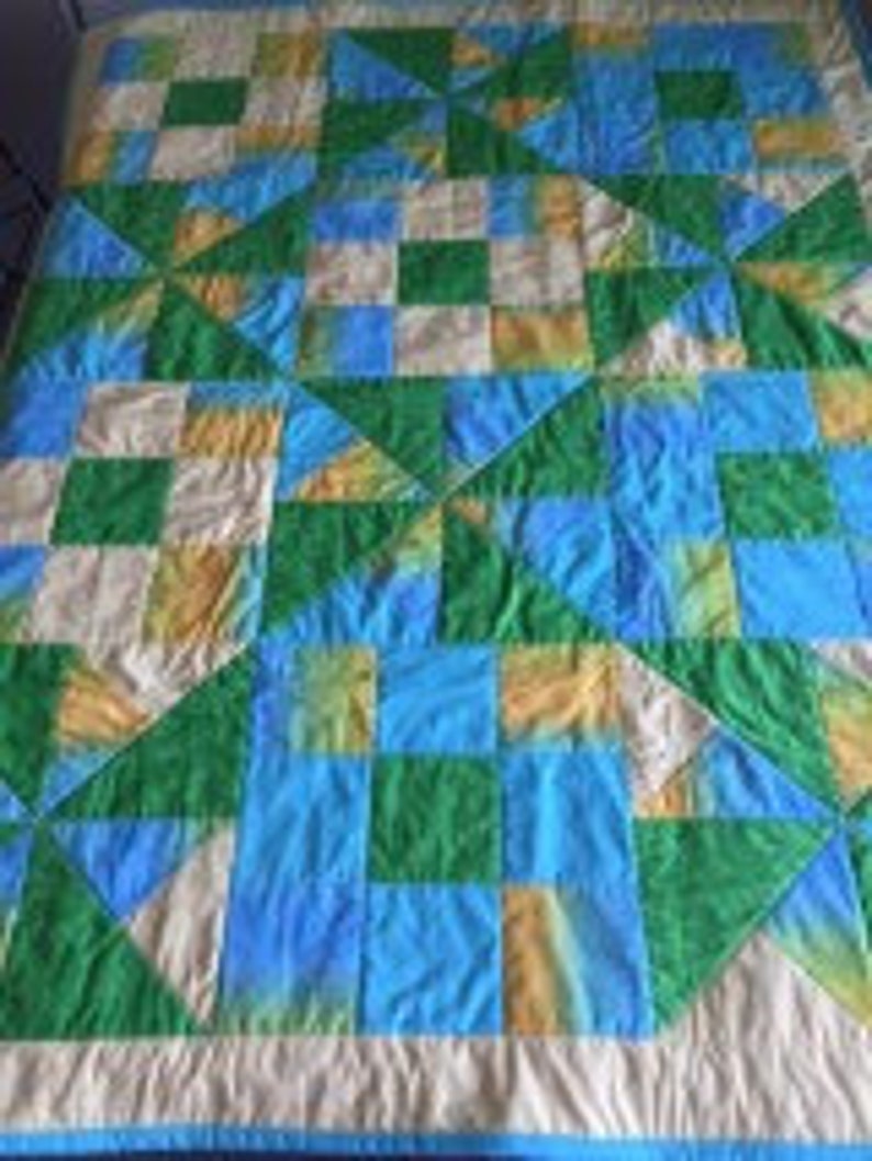 Lap Quilt Pinwheel quilt green light blue Yellow