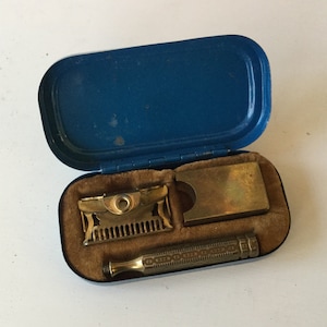 Antique Gem Razor,vintage Razor,Gold Tone Metal Razor