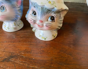 Vintage Lefton Miss Priss Kitty Salt and Pepper Shakers - Made in