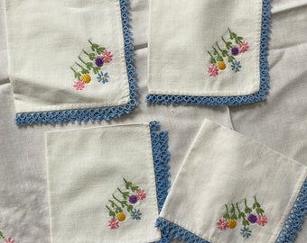 Vintage Embroidered Small Tablecloth with Four Matching Napkins,Tatted Edging