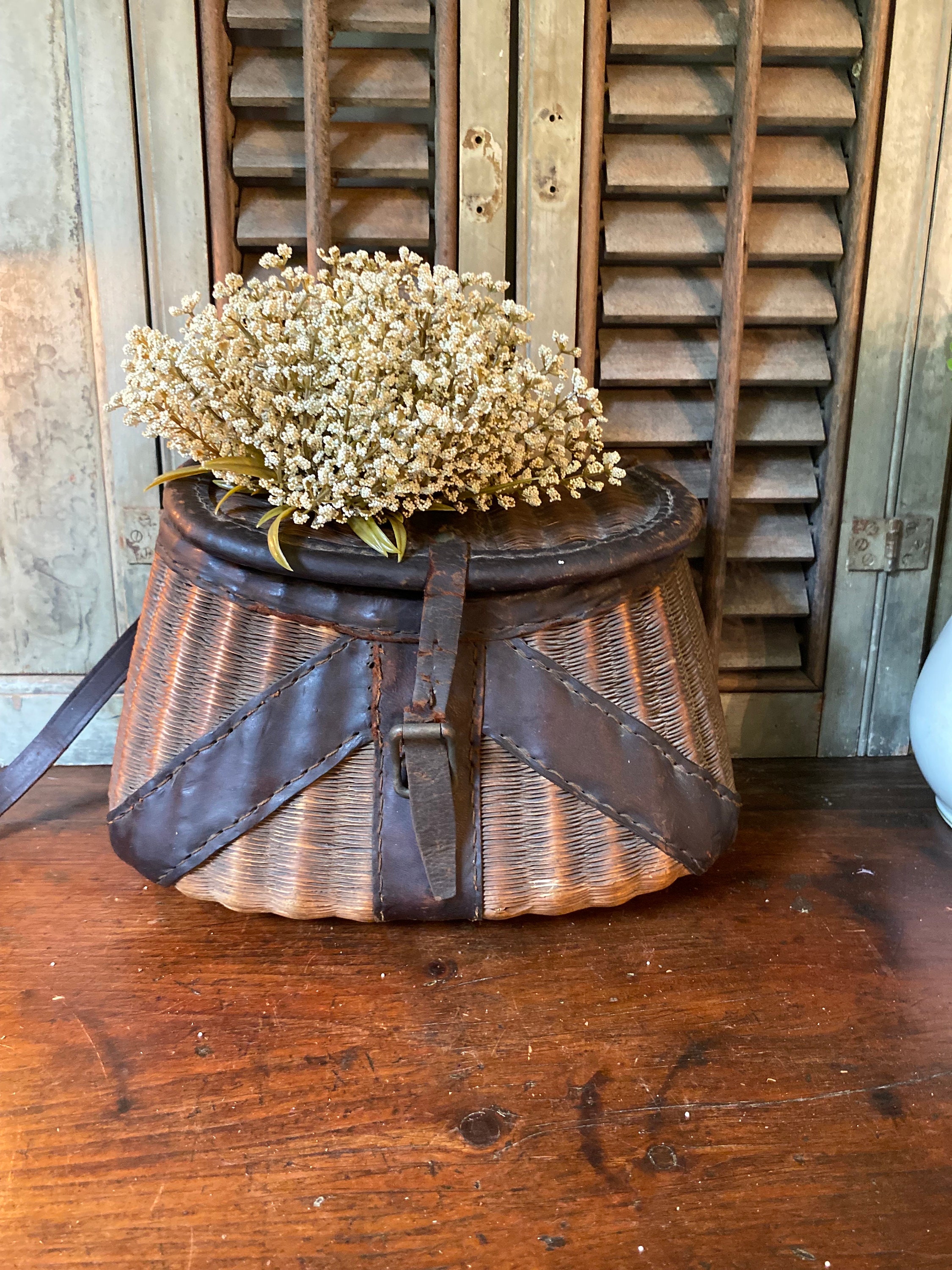 Leather Creel - Etsy Leather Creel - Etsy