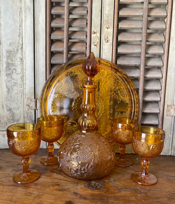 Vintage Amber Glass Cordial Set,decanter With Eight Glasses and
