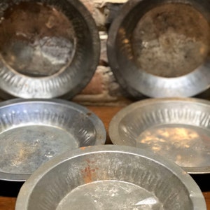 Set of Five Vintage Jane Parker Small Pie Pans,Pie Tins,Primitive Cookware,Bakeware