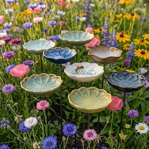Keramik Bienen Wasserstation Bienen Gartenstecker Garten Bestäuber Insekten Insekt Wasserschale