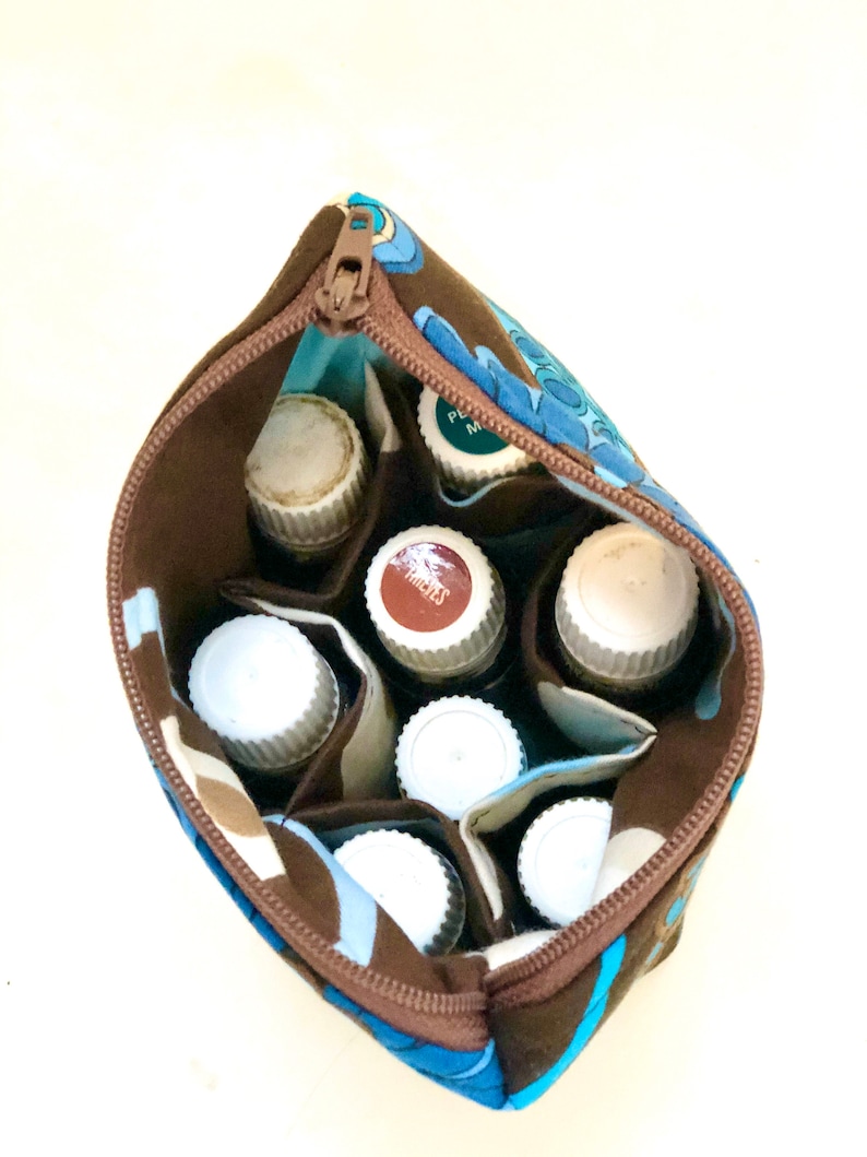 holds 6 bottles Mini flat essential oil Bag Essential oil gift Essential oil storage essential oil case travel Essential oil bag
