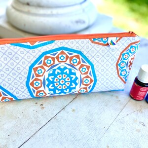 Essential oil case , bag holds 12-16 bottles,  Travel essential oil Bag Essential oil gift Essential oil storage essential oil travel bag