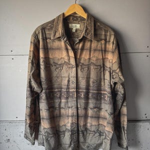 Chaqueta tipo camisa vintage Cabela's de los 90, de algodón, con estampado de caballos, talla 2XL, estilo cottagecore y gorpcore.