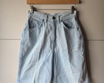Vintage Chic High Waisted Denim Shorts – Light Wash 90s Mom Jorts Streetwear