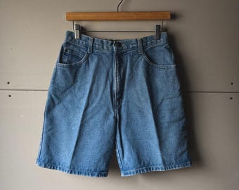 Vintage 90-tals St. John's Bay högmidjade denimshorts i mom-modell: storlek 8, mellantvättad