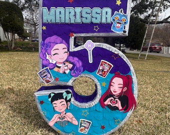 K-pop demon hunters inspired Piñata