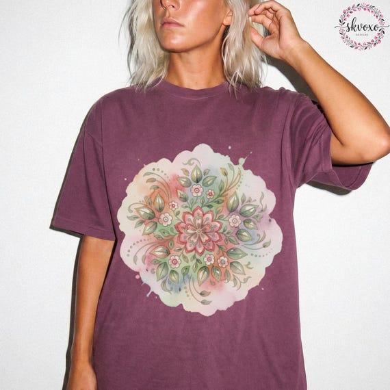 Comfort Colors Cute Mandala Shirt for Women Spring Flower T-shirt Aesthetic Gift for Her Boho Mandala Tee Mother's Day Gift Yoga Shirt