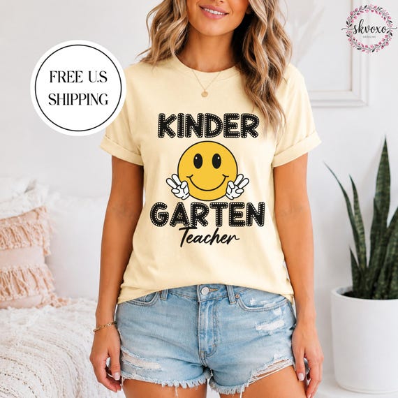 Customized Grade Teacher Shirt, Back to School Shirt, Cute Kindergarten Grade Shirt, Smiley Teacher Shirt, Teacher Gift