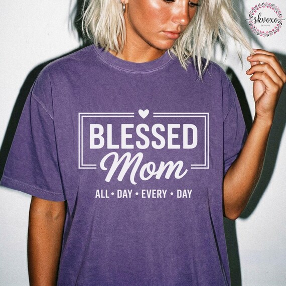 Comfort Colors Blessed Mom Shirt, Mothers Day Gift, Birthday Gift for Mom, New Mom Gift, Minimalist Mom Shirt