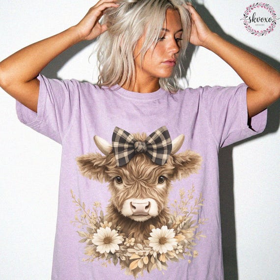 Highland Cow T-shirt, Cow Lover Gift, Cute Floral Cow Shirt, Graphic Floral Cow Tee, Highland Cow Shirt, Comfort Colors®
