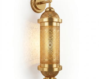 Aplique de pared marroquí hecho a mano en latón dorado / Lámpara de filigrana / Lámpara de pared estilo boho / Decoración de arte islámico / Tamaño personalizado / Iluminación para interiores y exteriores