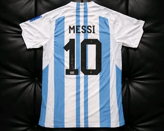 Signed Real Authentic Lio THE GOAT #10 Soccer Jersey Beckett Authenticated