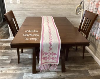 Set the Table 1, Mosaic Table Runner Crochet Pattern