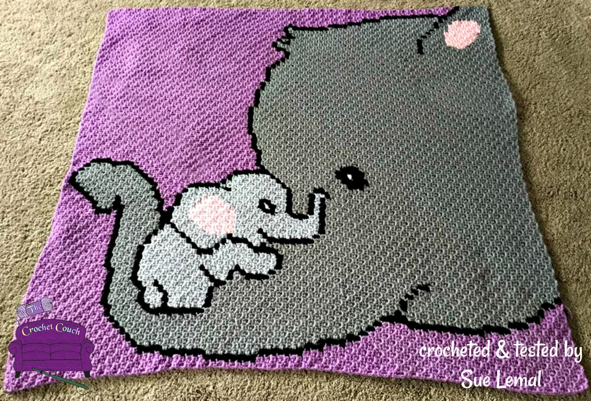 Elephant Holding Baby Afghan C2C Crochet Pattern, Written Row by Row