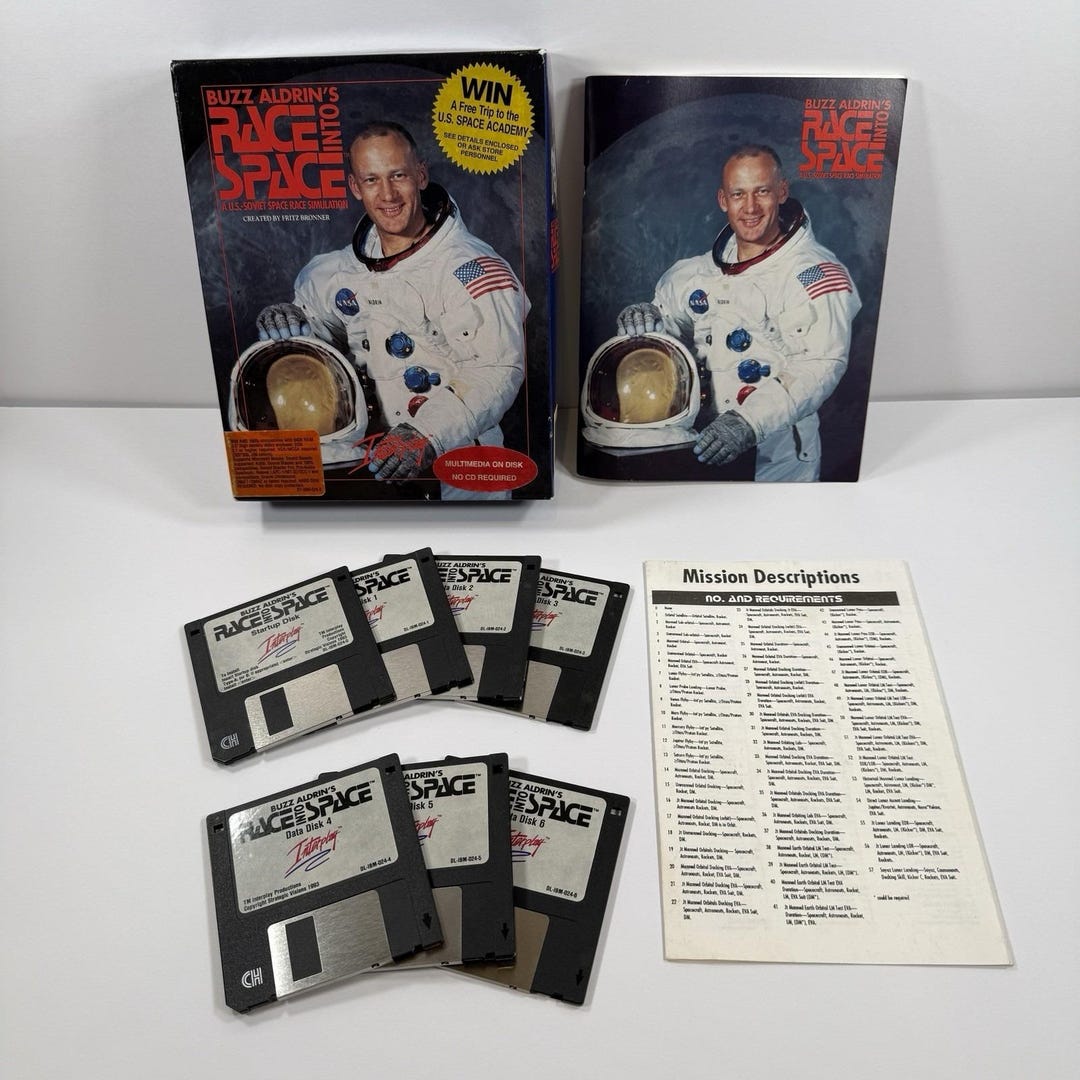 Buzz Aldrin's Race Into Space (IBM, 1992) 7 Data Discs, Manuals ...