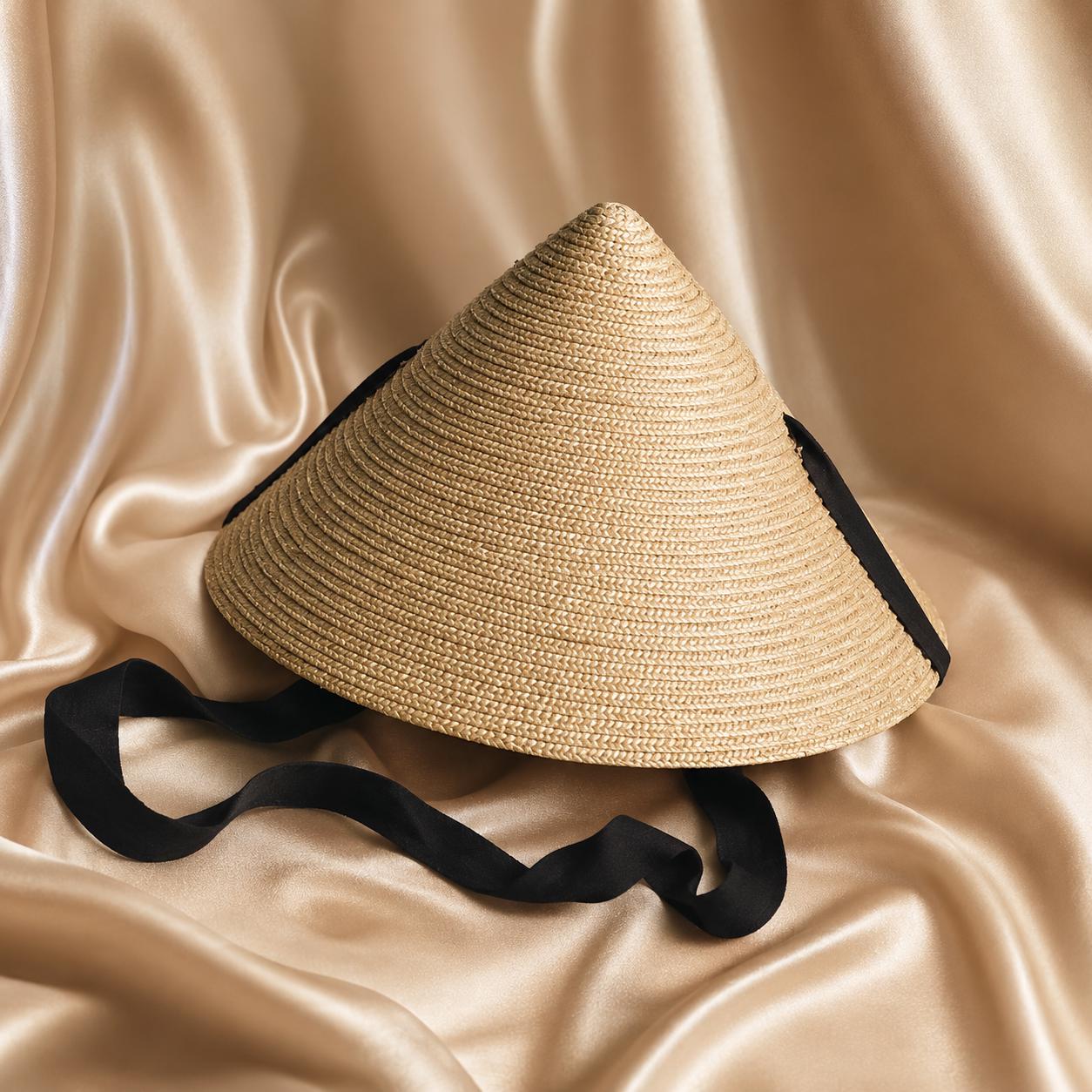 Vintage Asian Style Oriental Woven Straw Large Weave Dome Sun Hat Vintage Hat, Huge Straw Hat, Vietnamese Rice Hat, Wicker Hat  main image 4