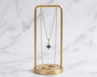 Elegante collar con colgante de zafiro en oro de 18 quilates / Joyería minimalista cuadrada con gema azul para mujer / Regalo de lujo atemporal hecho a mano