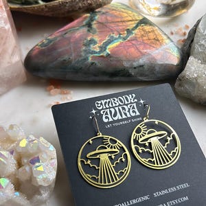 BEAM me up ufo alien rave fun quirky unique space elegant golden lightweight round earrings