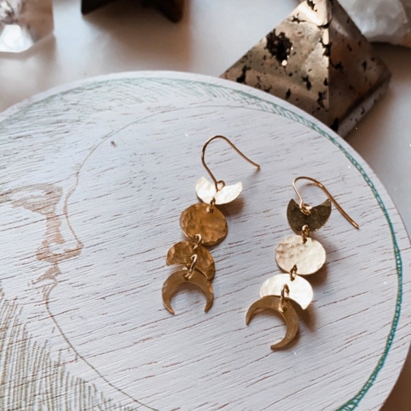 Boucles d'oreilles pendantes minimalistes dorées phases de lune ASCENSION