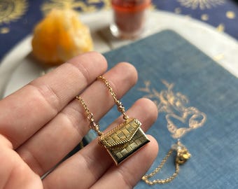 Goldene Edelstahl Geldbörse Medaillon Halskette, Vintage inspiriert Liebeshinweis