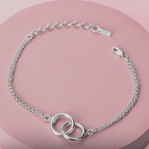Forever Connected Bracelet Chunky Sterling Silver Geometric interconnected linked Round Open Circle Halo Eternity Link Chain Bracelet image 3