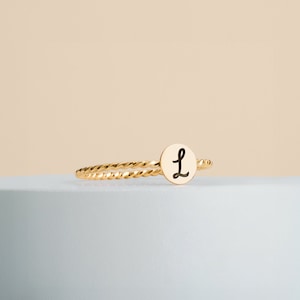 Initial Braided Rope Ring | Personalized Custom Letter Ring Band in Silver, Gold, or Rose Gold | Family Signet Monogram Stackable Twist Ring