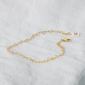 Heart Link Chain Anklet | Gold Silver or Rose Dainty Minimalist Love Ankle Bracelet | Sweet Romantic Open Heart Waterproof Gift for Her